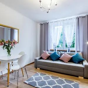 Clicktheflat Avenue Place Apartament
