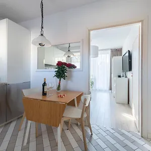 Plac Bankowy Serviced Apartament